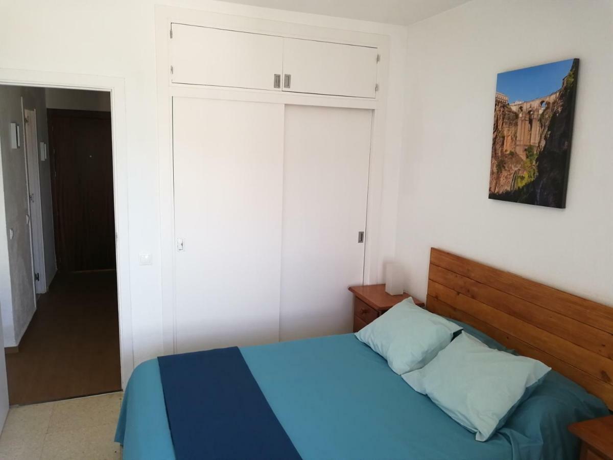 Puerto Marina - Primera Linea Lägenhet Benalmádena Exteriör bild